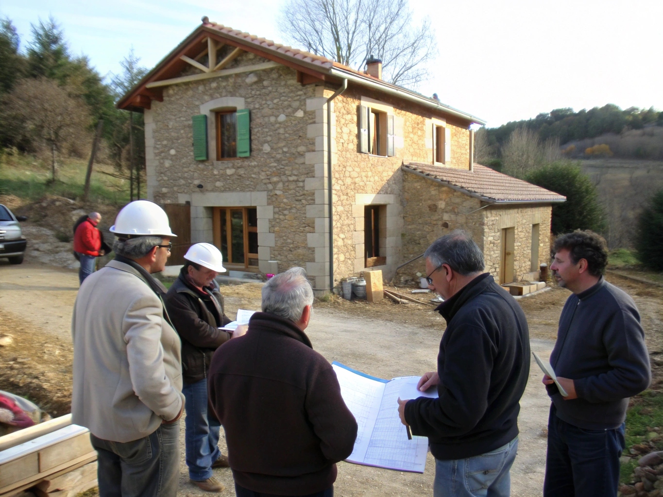 Réunion de chantier isolation pour une maison audoise.